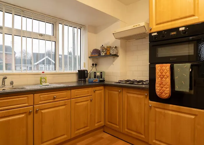 No 48 - 3 Bedroom Heworth In 度假居 *