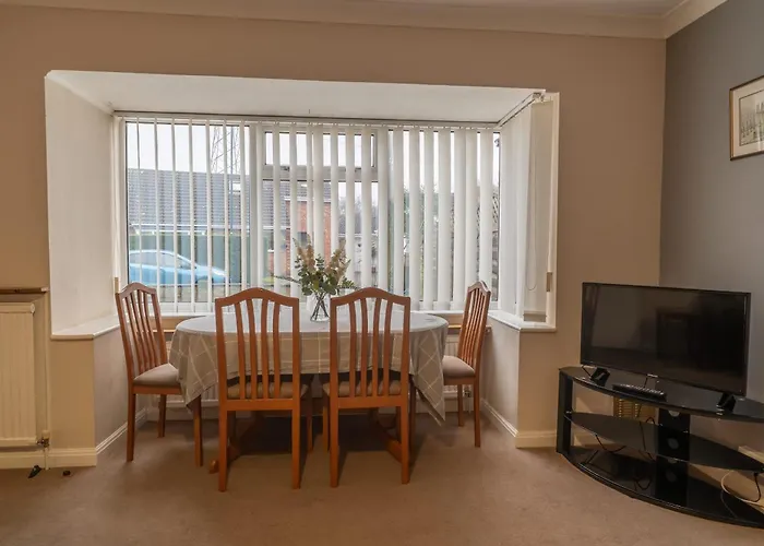 No 48 - 3 Bedroom Heworth In *